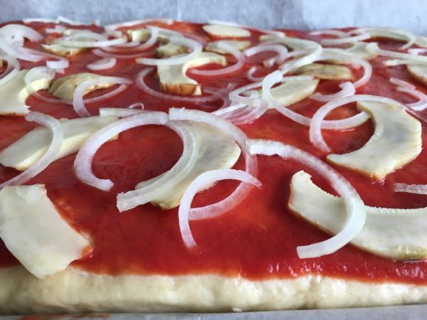 pizza tunisienne