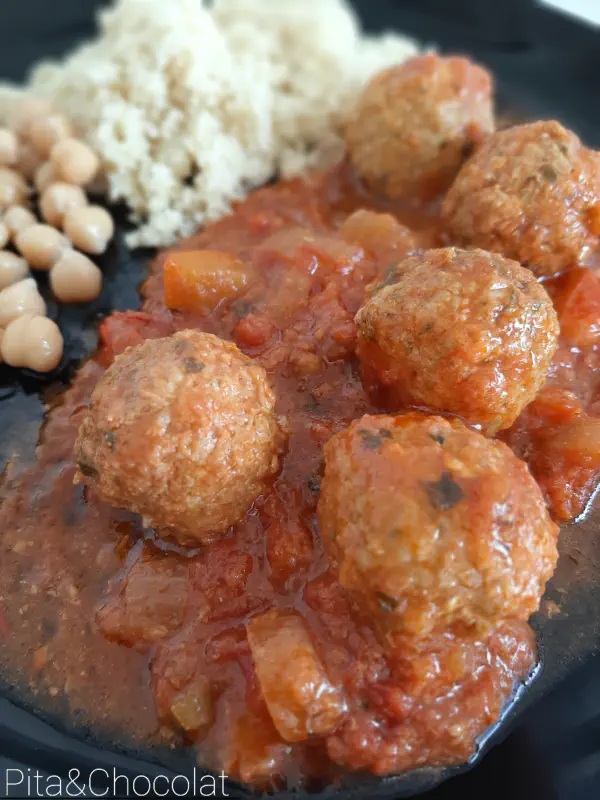 Fish balls in tomato sauce