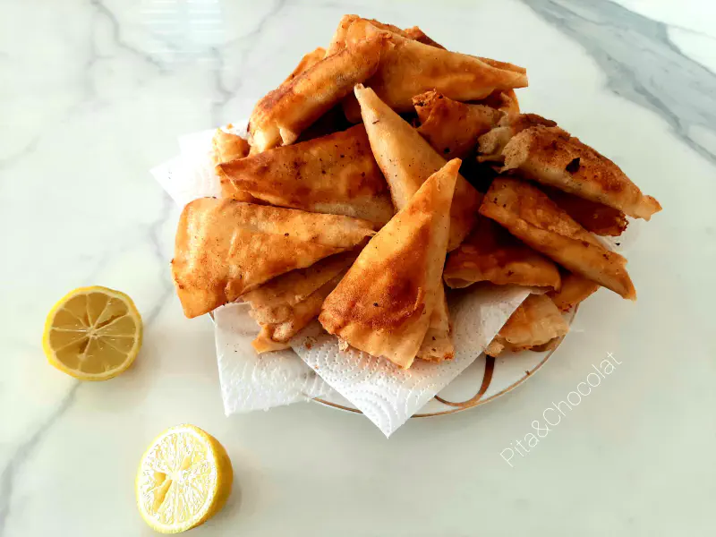 Bricks tunisiennes au thon, pommes de terre et œufs