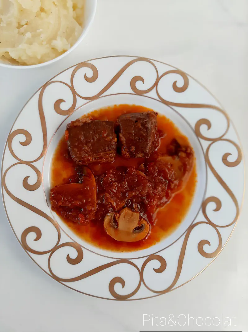 Collier de bœuf braisé à la cocotte