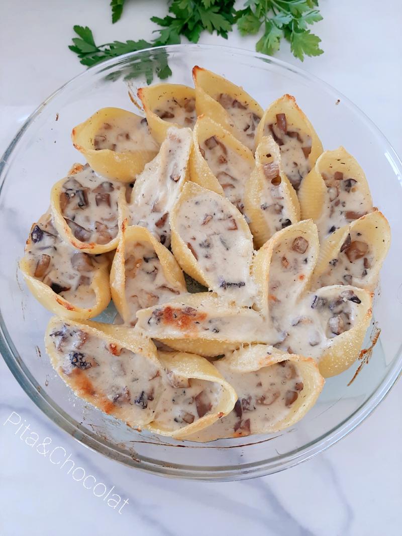 Conchiglioni aux champignons- pâtes farcies gratinées