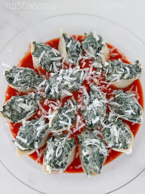 Conchiglioni before baking