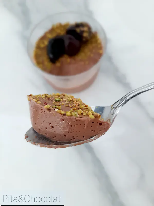 Chocolate dessert cream