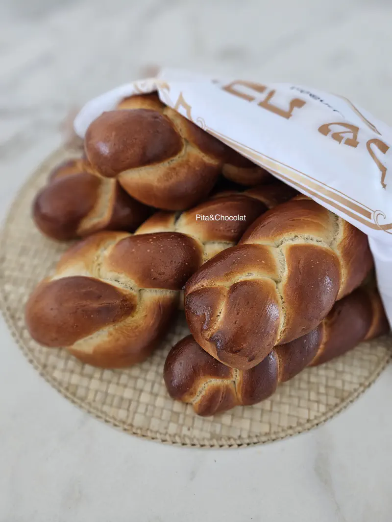 Halla - pain brioché et tressé