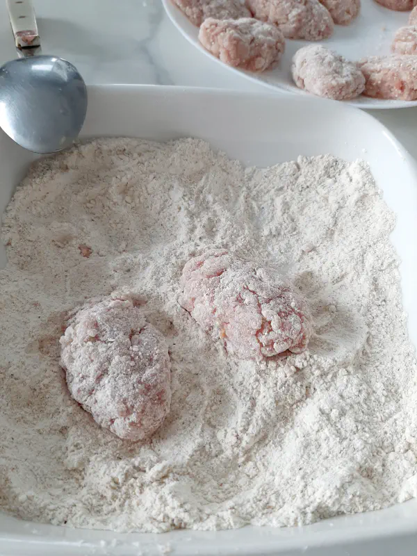 Homemade nuggets preparation