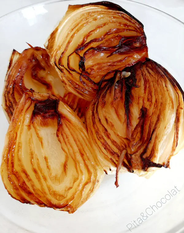 Yellow oven-roasted onions - after cooking