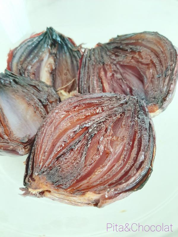 Oignons rôtis rouges au four - après cuisson