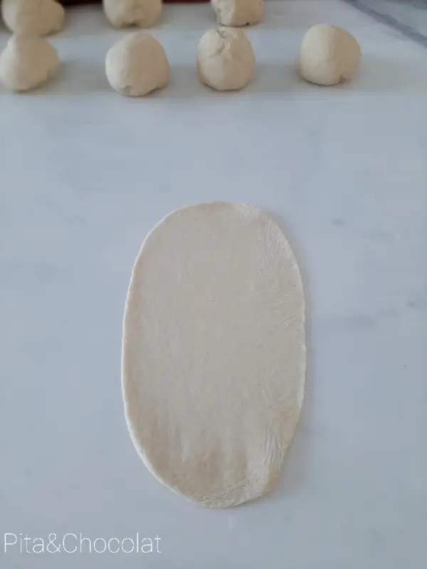 Shaping steamed bao buns