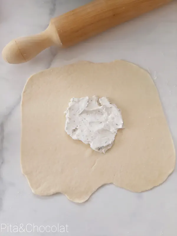 Naan bread - shaping