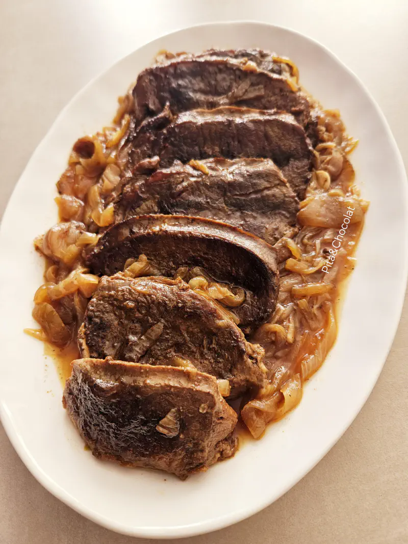 Paleron de bœuf braisé aux épices orientales et à ail confit [keto]