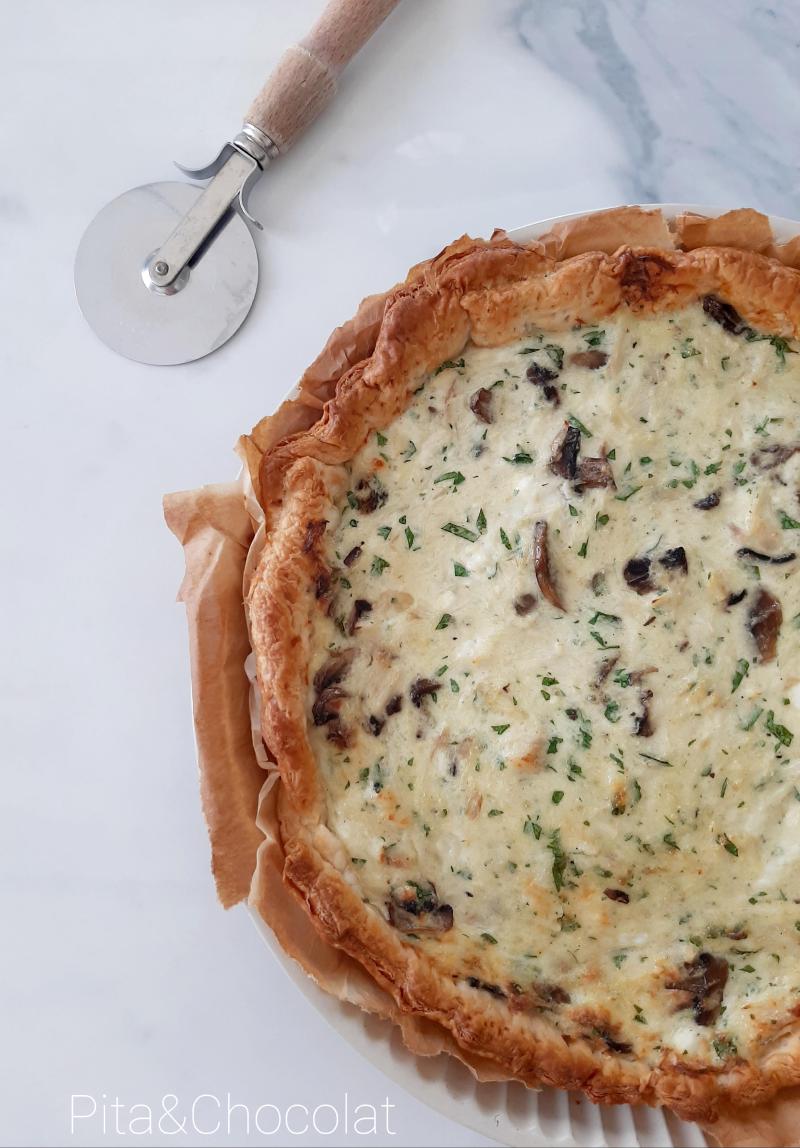 Quiche au poisson et aux champignons