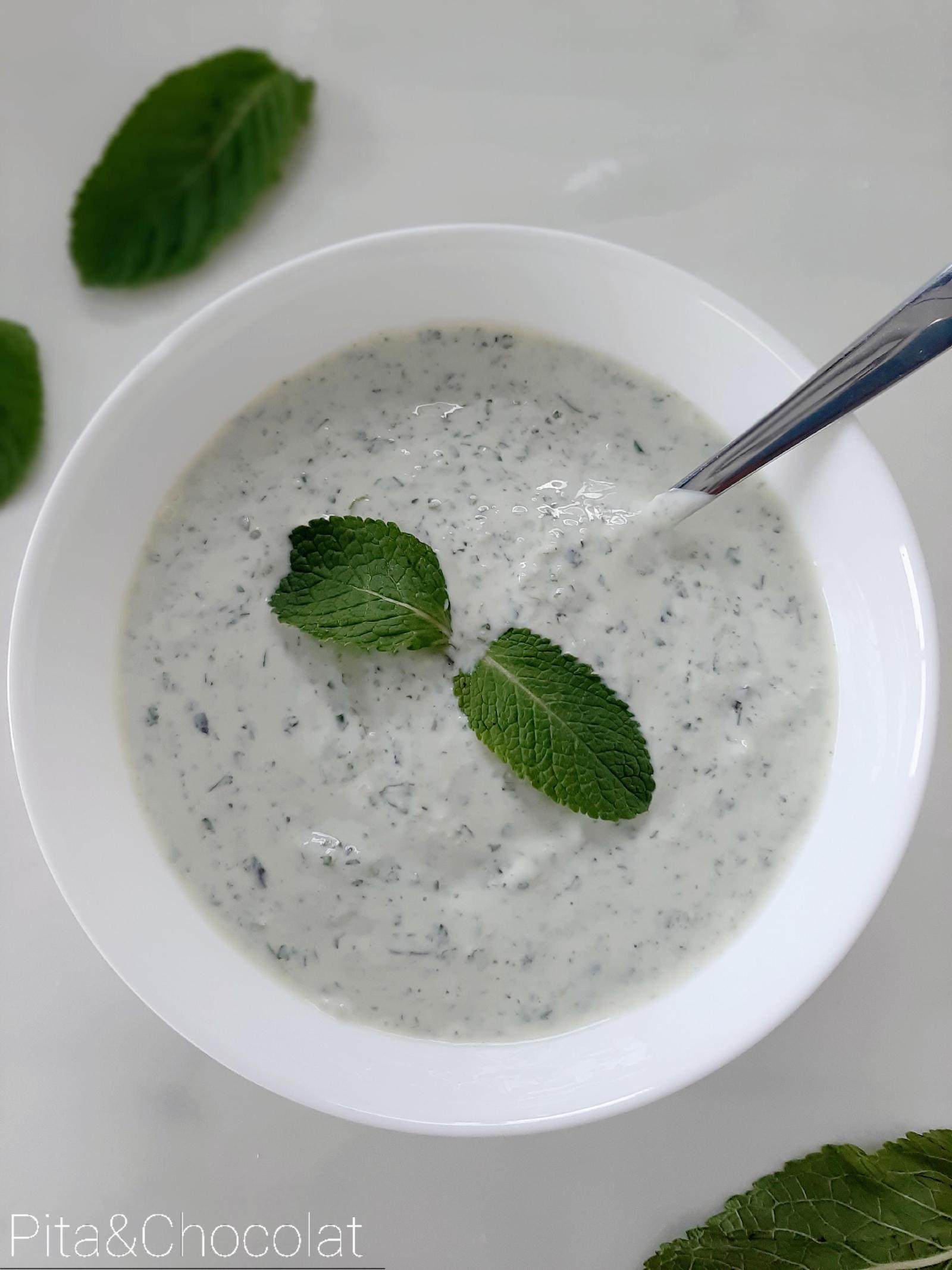 Raita Sauce - Indian Yogurt and Cucumber Sauce · Pita & Chocolat