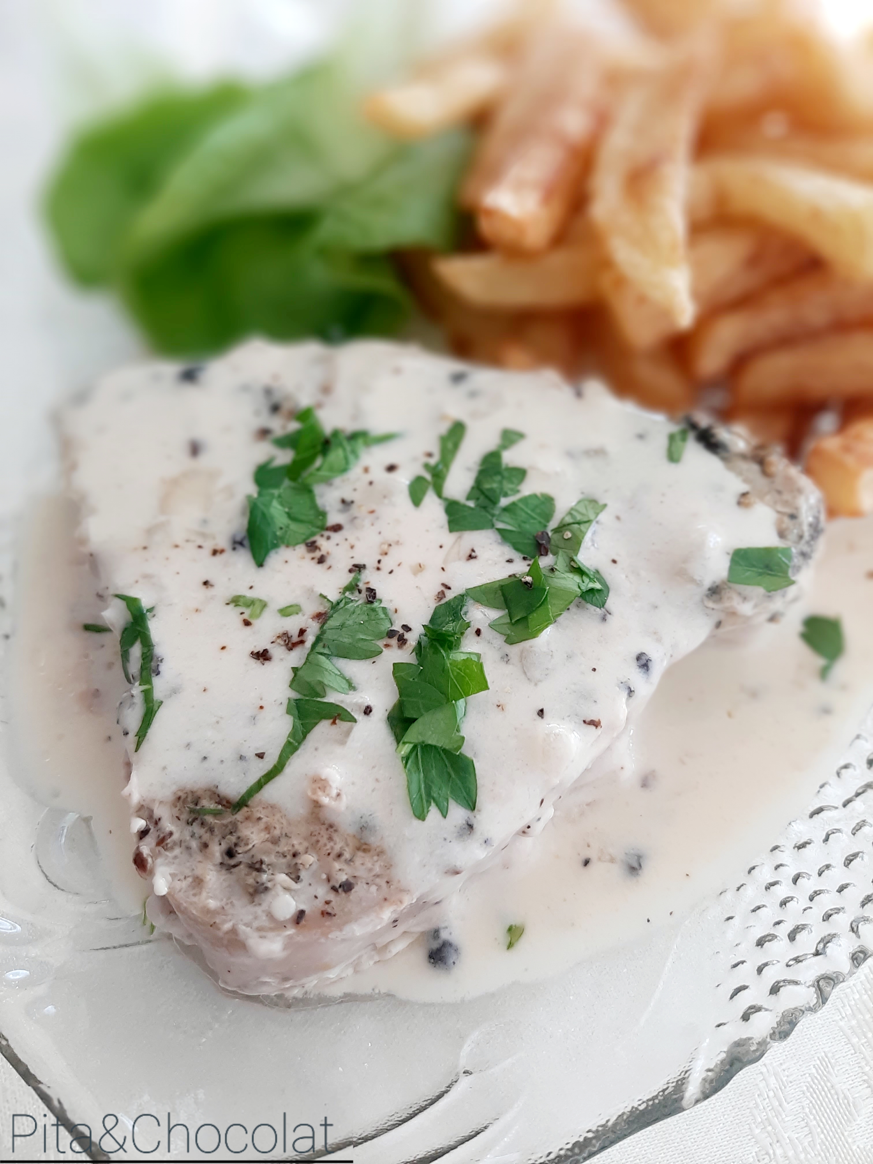 Steak de thon sauce au poivre · Pita & Chocolat
